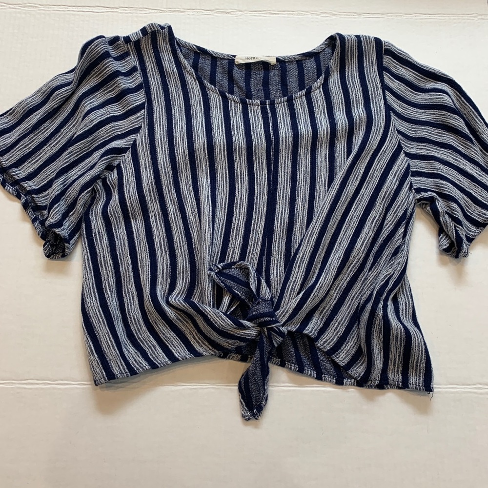Herinbe-Tu Navy Striped Front Knot Crop Top Sz L